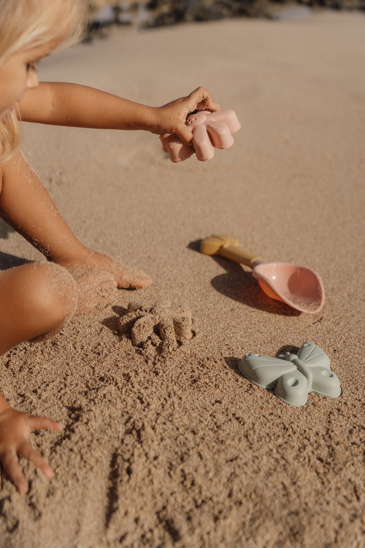 || Little Dutch || Strandset schepje & vormen - Roze